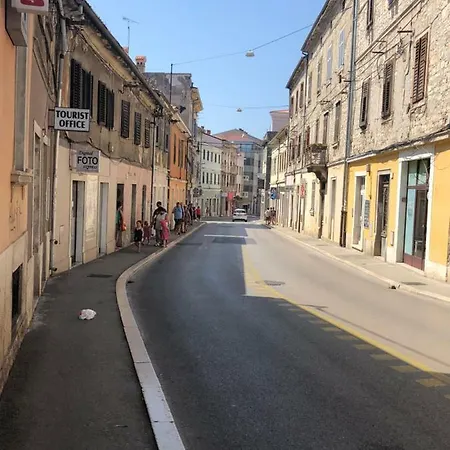 Apartment Sweet With Free Private Parking Pula